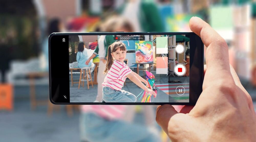 Smartfon ASUS ZenFone 11 Ultra ekran bateria aparat procesor ram pamięć pojemność rozdzielczość zdjęcia filmy opis dane cechy blokady system łączność wifi bluetooth obudowa szkło odporność porty muzyka transfer sieć przekątna matryca waga czujniki oled amoled ips