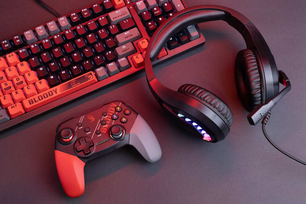 Słuchawki A4TECH Bloody G230p neonowemu podświetleniu na nausznikach