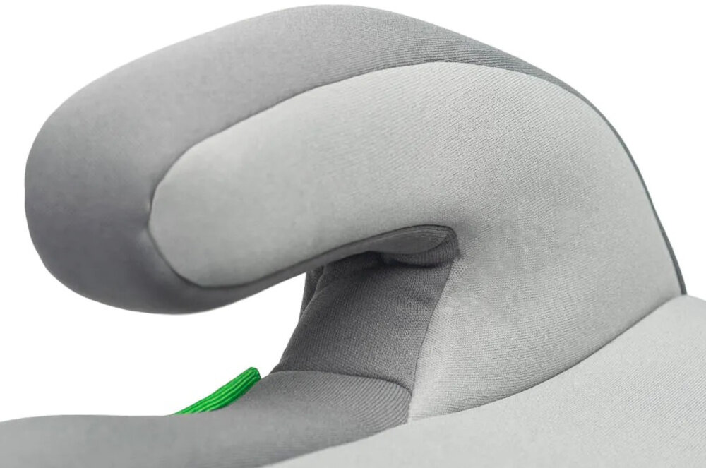 Podstawka samochodowa CARETERO Puma I-Size Szary zbliżenie na podłokietnik przestronne siedzisko ergonomicznie wyprofilowane podłokietniki wymiary wewnętrzne (38 x 33 cm) swobodne ułożenie nóg i bioder bez uczucia ucisku podłokietniki wspierają naturalne ułożenie rąk prawidłowym prowadzeniu pasa biodrowego