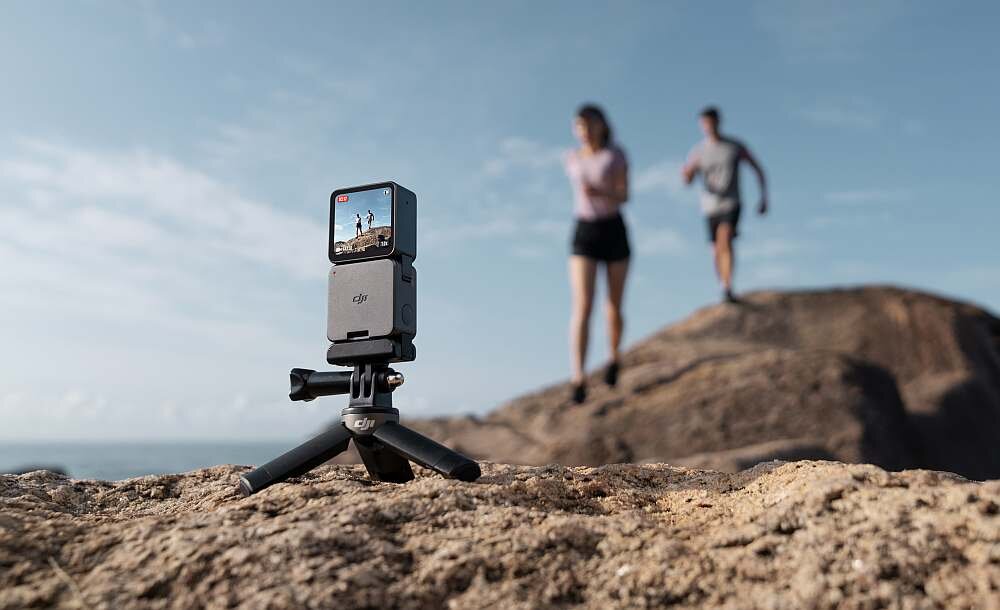 Kamera sportowa DJI Action 2 obiektyw matryca rozdzielczość bateria ekran montaż aplikacja filmy zdjęcia tryby odporność 4k mikrofon