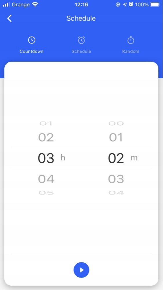 Ekran aplikacji z ustawieniami harmonogramu, pokazujący czas 03 godziny i 02 minuty. Na górze widoczne są opcje: Countdown, Schedule, Random.