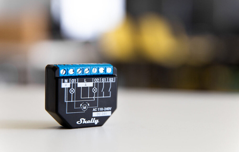 Inteligentny przełącznik SHELLY Plus 2PM pełna kontrola nad urzadzeniami w domu wymiary dwukanałowy zdalne sterowanie pomiar mocy funkcje bezpieczeństwa