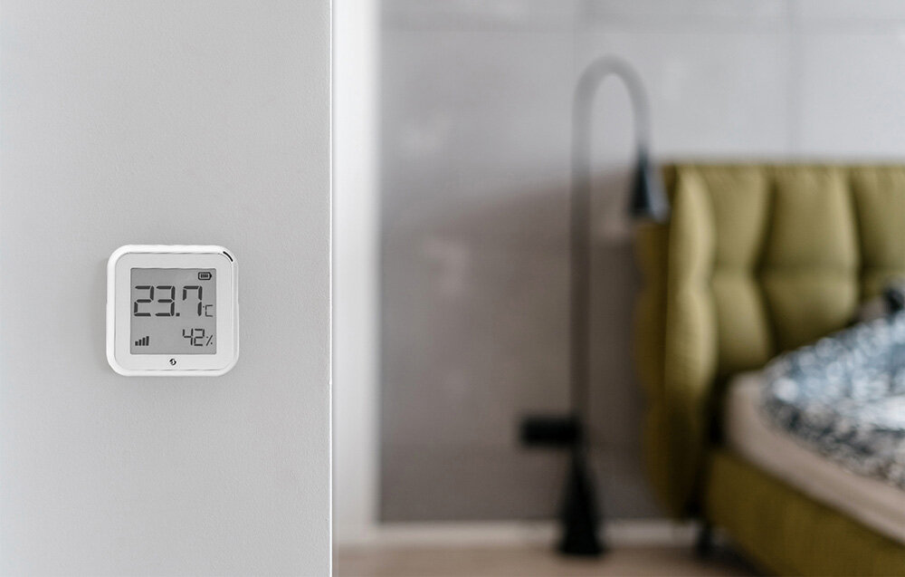 Czujnik temperatury i wilgotności SHELLY PLUS H&T Biały swoboda źródeł zasilania zasilanie bateryjne zasilanie usb-c regularna aktywacja częsta aktualizacja danych  