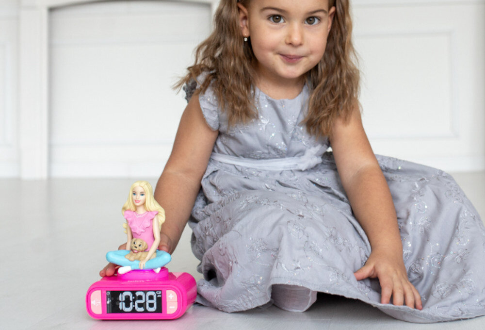 Budzik z lampką nocną LEXIBOOK Disney Myszka Minnie RL800MN Podświetlany ekran LCD Wyświetlacz fromat Intuicyjne przyciski ikony ustawienia godzina alarm