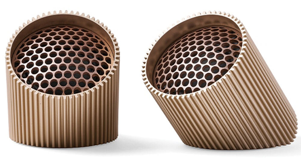 Magnetyczny głośnik mobilny LEXON Ray Speaker LA132VG3 Złoty dźwięk stereo True Wireless Stereo magnetycznie przyczepiane łatwy montaż