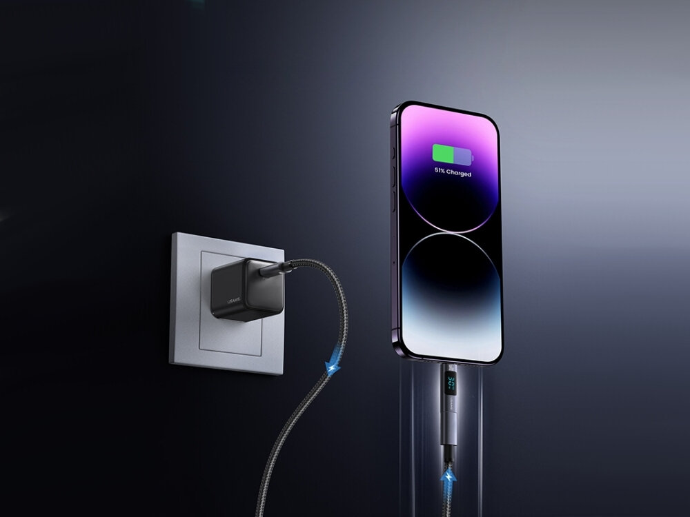 Adapter USAMS AU18 30W
adapter na ciemnym tle ładowanie 30W zasilanie tablety smartfony wbudowany wyświetlacz monitorowanie