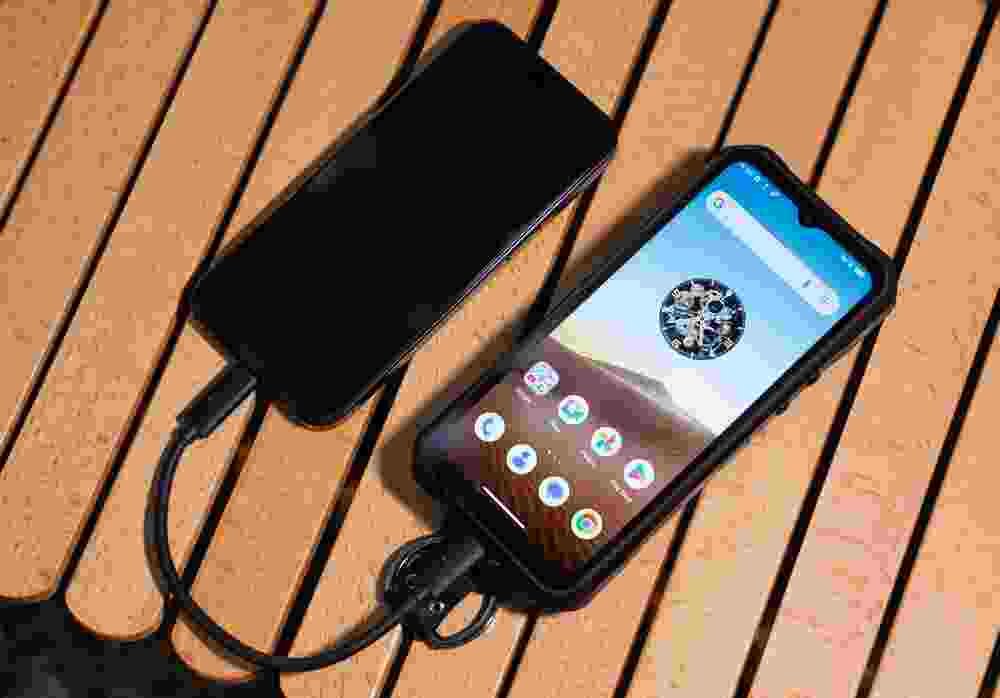 Smartfon OUKITEL WP33 Pro powerbank