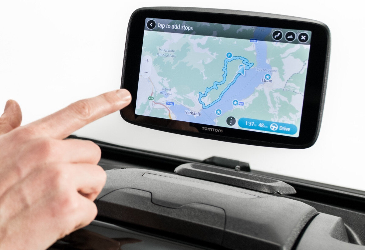 Nawigacja TOMTOM GO Camper Max 700 Premium Pack swietne parametry dzialania