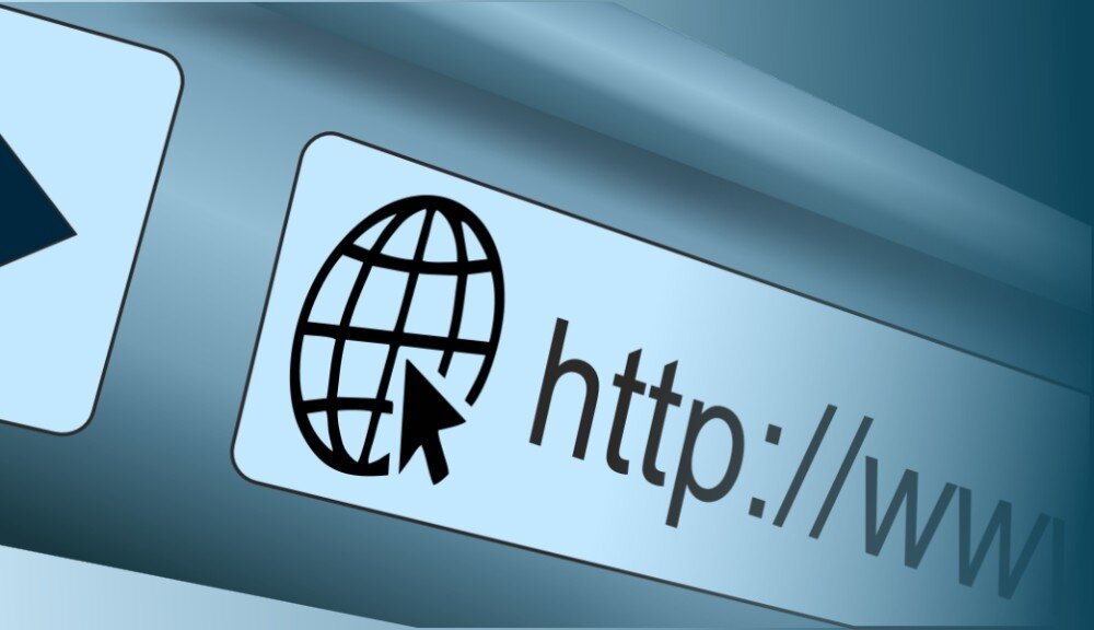 Router CUDY LT700 Outdoor Zbliżenie na pasek przeglądarki internetowej z ikoną globusa i kursorem wskazującym tekst 'http://www', tryby, działanie, zasięg