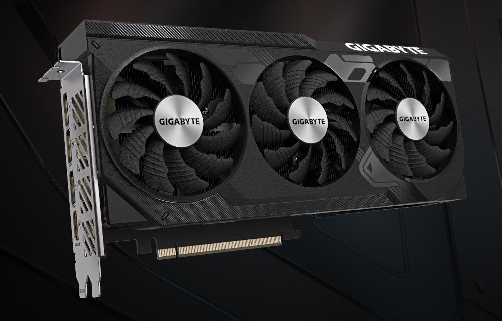 Komputer MAD DOG PBG AORUS301-A02DR32 R7-5800X3D 32GB RAM 1TB SSD GeForce RTX4070 karta graficzna wydajność wentylatory aplikacja