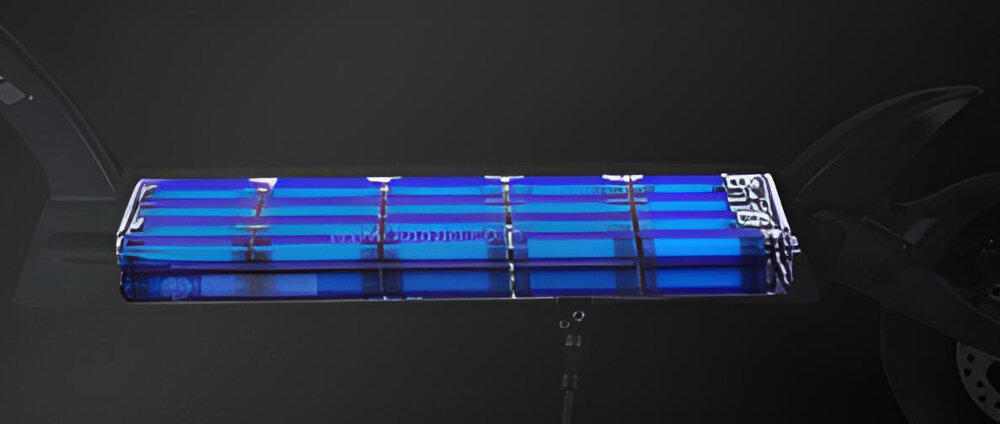 Hulajnoga elektryczna KAABO Mantis 8 Plus Niebieski wydajny akumulator bateria pojemnosc 18,2 Ah imponujacy zasieg do 75 km brak szkodliwych substancji czas ladowania okolo 6-8 godzin