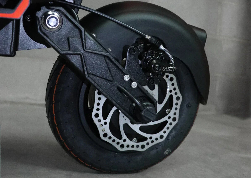 Hulajnoga elektryczna DUALTRON Spider II Czarny kola 10-calowe plynna jaza opony odpornosc na przebicia doskonale tlumia drgania i wstrzasy podwojna amortyzacja komfortowa jazda po nierownych nawierzchniach