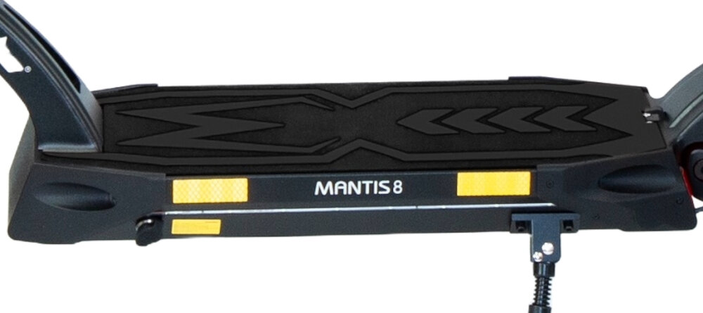 Hulajnoga elektryczna KAABO Mantis 8 Plus Czarny maksymalna stabilnosc komfort jazdy najwyzsze standardy bezpieczenstwa i produkcji aluminiowa odporna na korozje latwa w konserwacji duzy antyposlizgowy poklad maksymalna waga uzytkownika 120 kg stopien ochrony IPX4 ochrona przed spryskiwaniem i zachlapaniem woda z natezeniem do 10 l/min