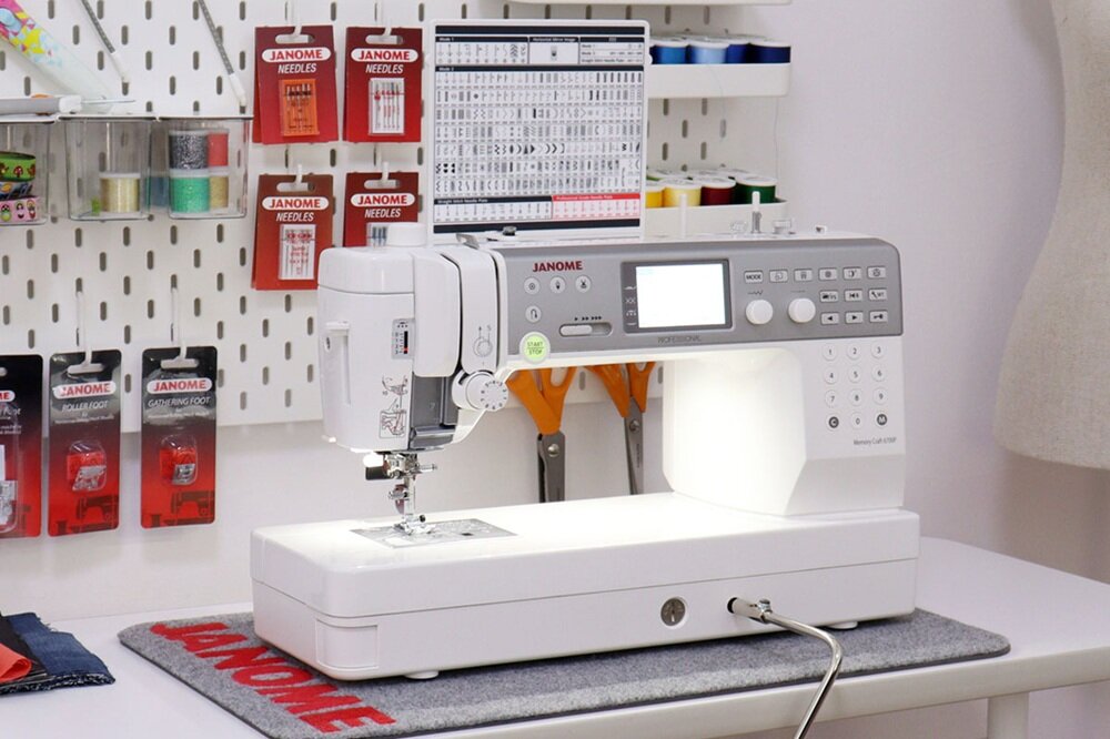 Maszyna do szycia JANOME MC6700 Professional profesjonalne szycie w domu, szybsza praca, zaawansowane projekty