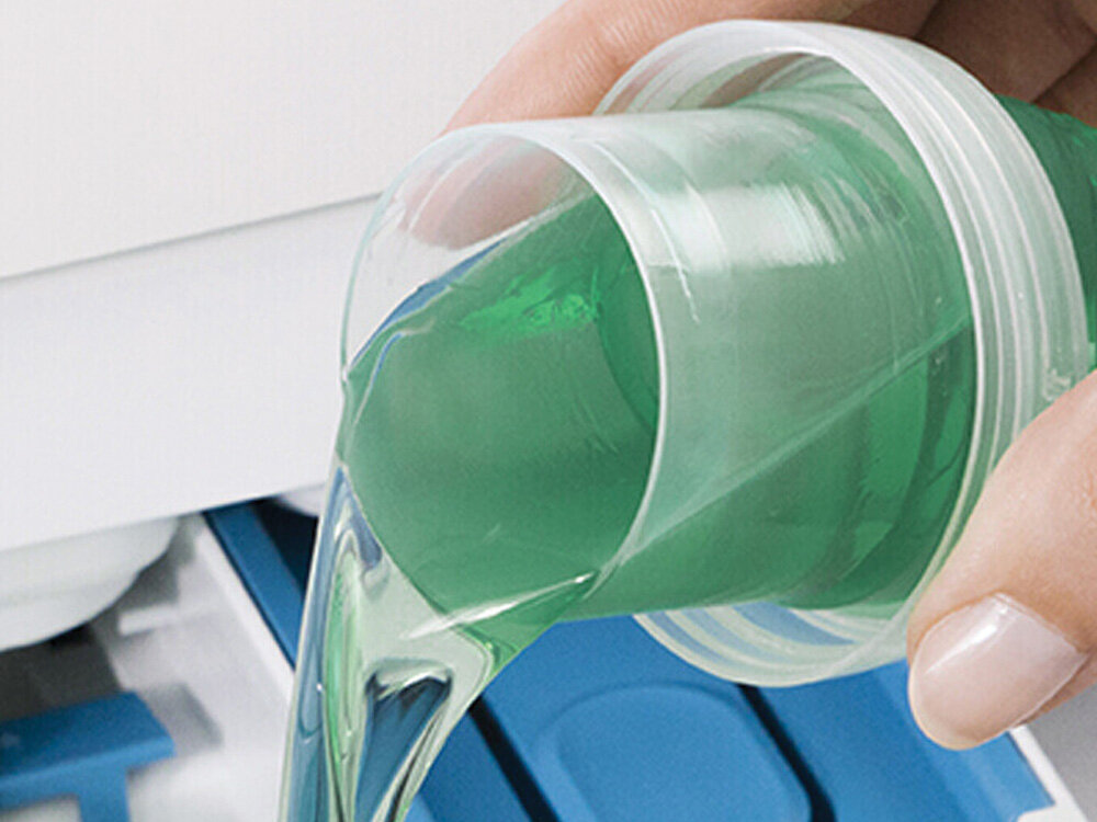 Żel do prania PERSIL Deep Clean Expert Silan 2250 ml do białych tkanin wygodny w użyciu, skuteczność, czyste pranie, higieniczna pralka