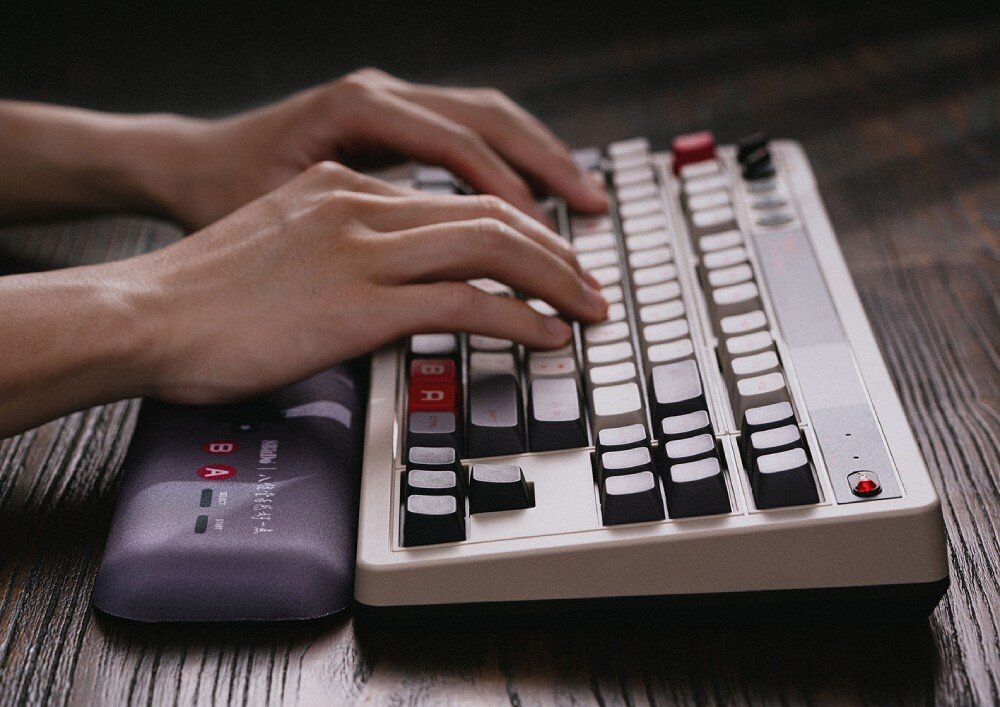 Klawiatura 8BITDO N Edition kompatybilność łączność Bluetooth 2,4 GHz USB-C