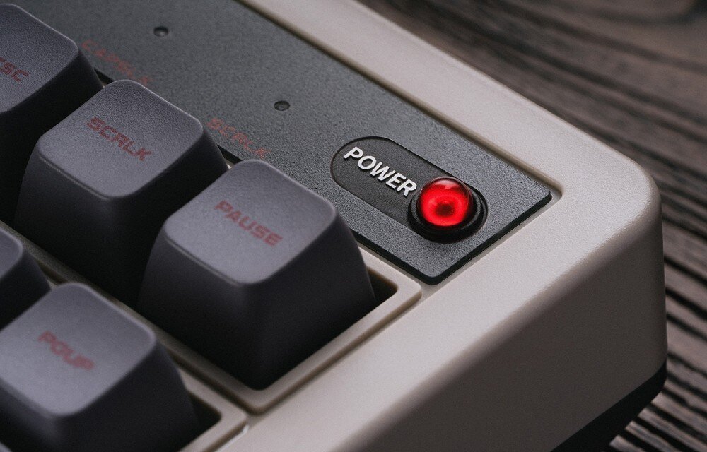 Klawiatura 8BITDO N Edition bateria czas działania ładowanie dioda