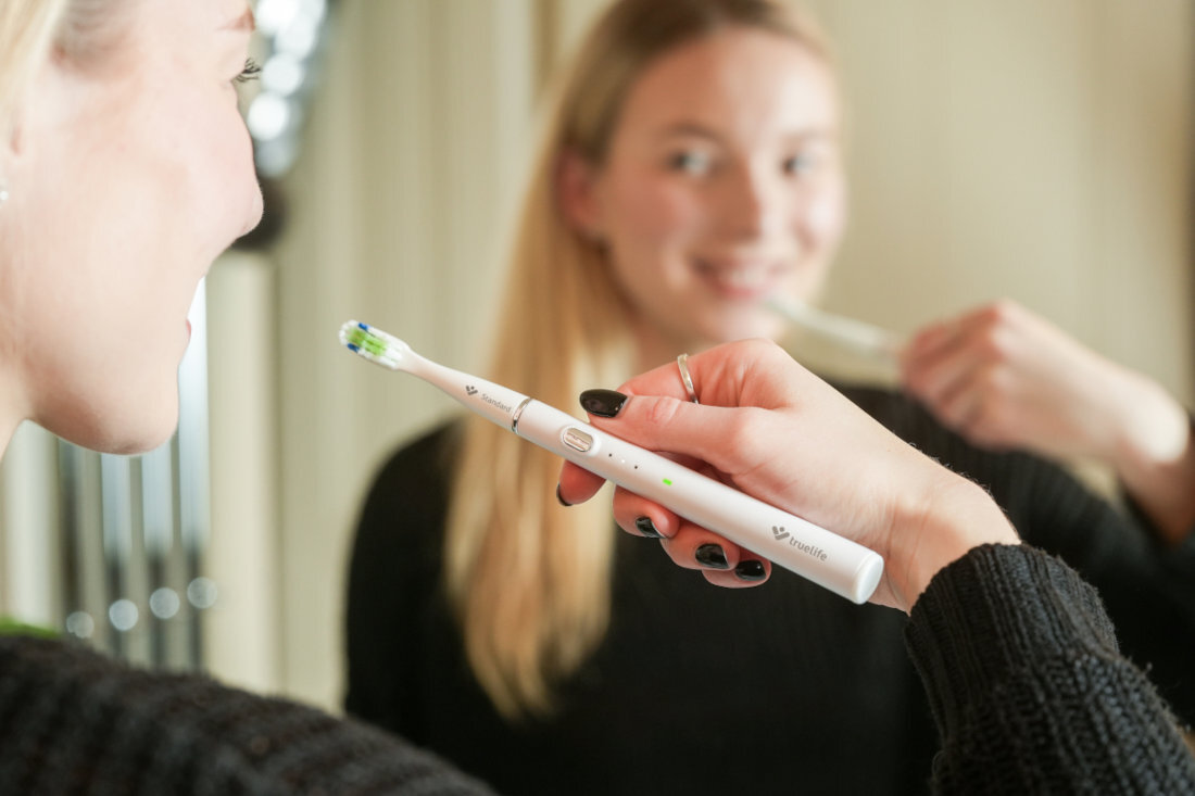 Szczoteczka soniczna TRUELIFE SonicBrush Slim20 Różowy Czas pod kontrolą Wbudowany timer przypomnienie strefa zmiana zalecenia