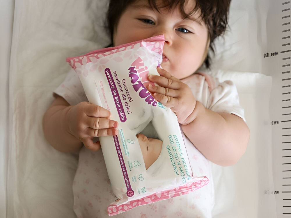 Chusteczki nawilżane KINDER BY NATURE 60418 (168 szt.)  miazga drzewna naturalne składniki