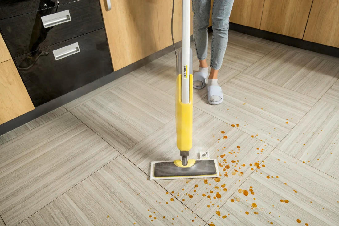 Mop parowy KARCHER KST 2 Upright EasyFix EU 1.513-340.0 praca bez osadów Wyjmowany zbiornik na wodę Wbudowany filtr