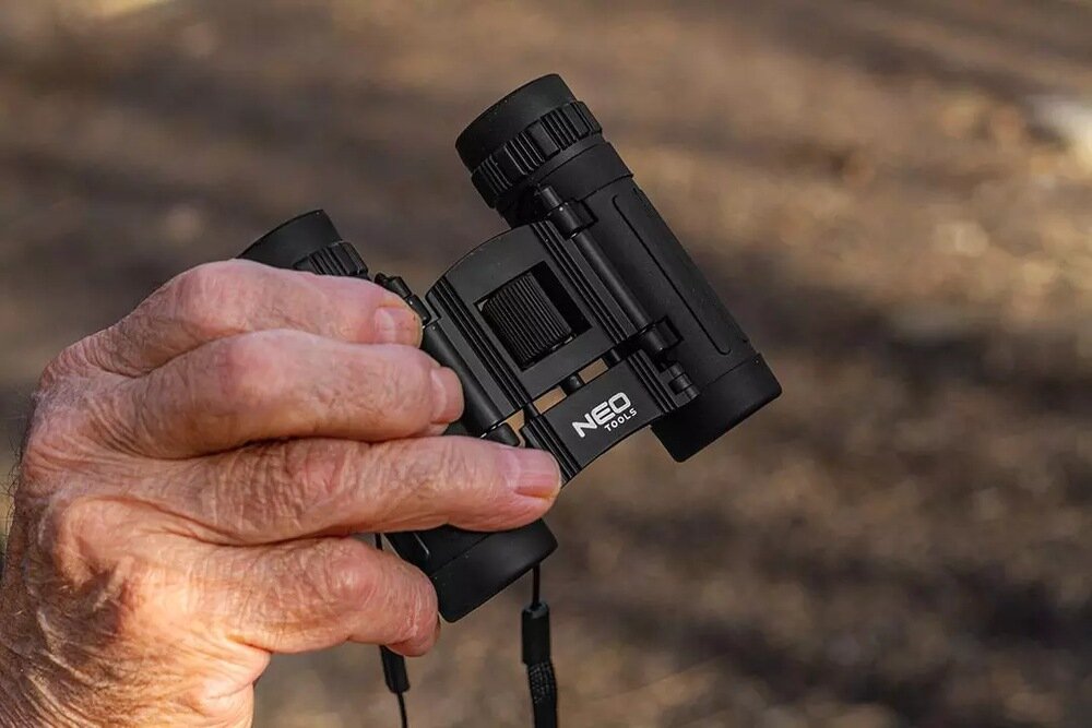 Lornetka NEO TOOLS 8x21 kompaktowa lekka optyka terenowa obserwacja