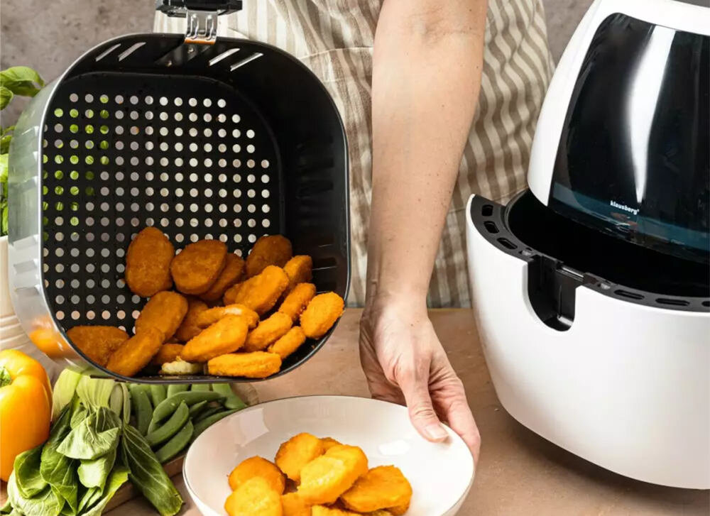 Frytkownica beztłuszczowa KLAUSBERG KB-7709 Air Fryer nieprzywierający wkład misa pojemność czyszczenie
