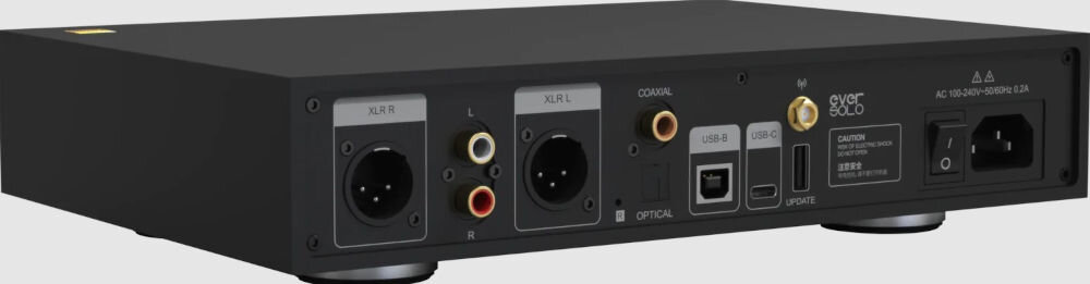 Przetwornik C/A EVERSOLO DAC-Z8 - Niezależne wyjścia RCA i XLR, Przetwornik od tyłu po skosie