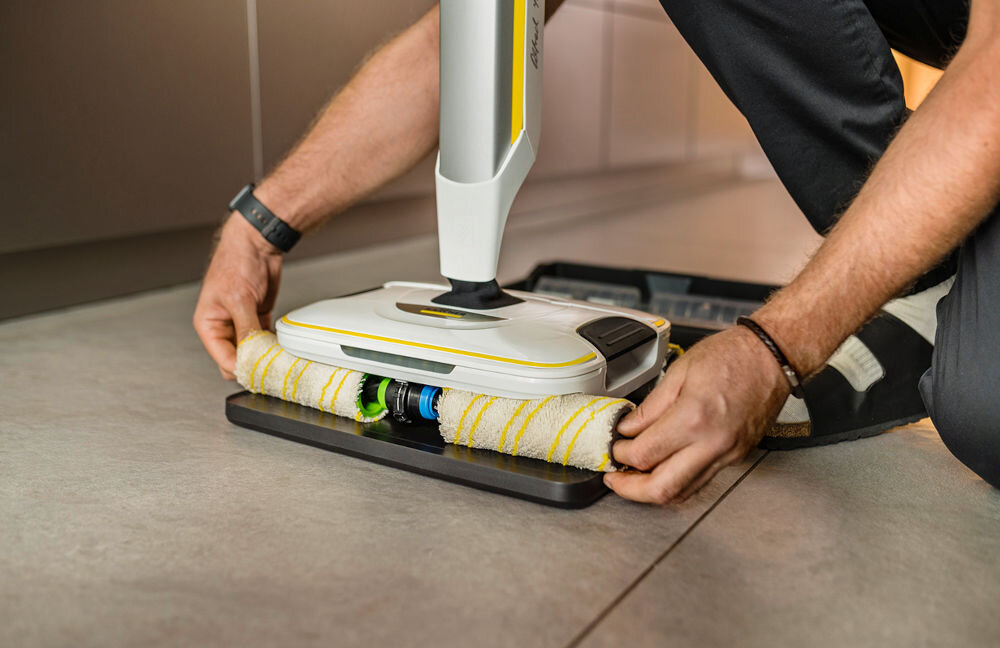 Електрична швабра KARCHER FC 8 Smart Signature Line 1.055-711.0 ролики резервуари для води фільтри