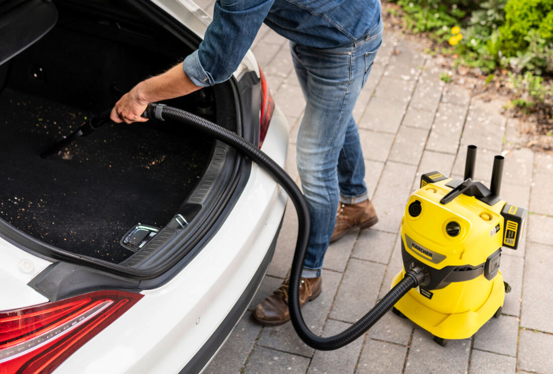 Odkurzacz KARCHER WD 4-18 Dual V-20/22 1.628-600.0 Pojemny i odporny zbiornik 20-litrowy pojemnik z tworzywa sztucznego  trwała konstrukcja 