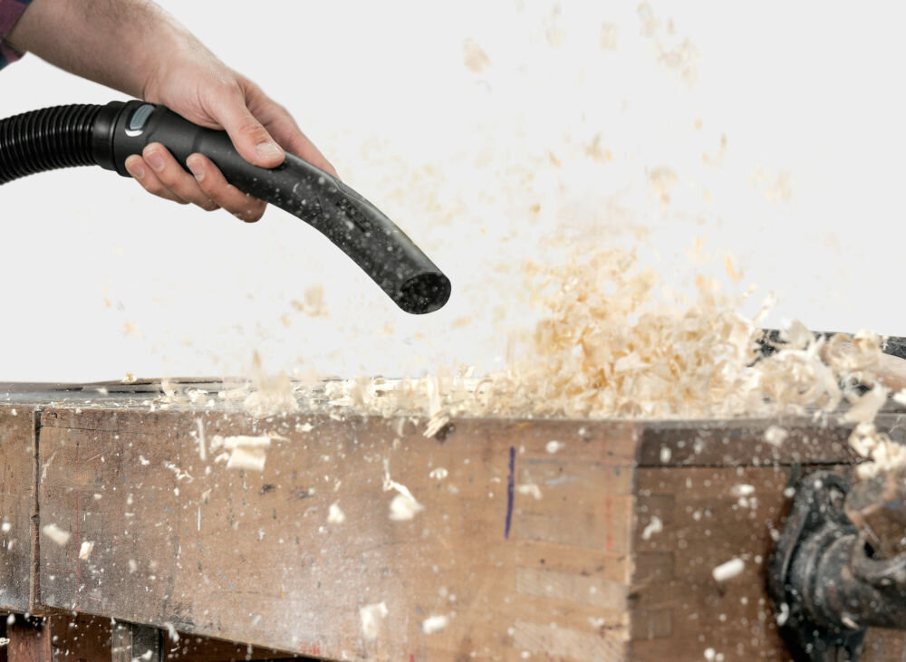 Odkurzacz KARCHER WD 4-18 S Dual Battery Set V-20/22 1.628-626.0 2 funkcja wydmuchu łatwe usunięcie zanieczyszczeń liście kurz ścieżki żwirowe szczeliny osuszanie powierzchni zwiększona wszechstronność urządzenia do różnorodnych zadań domowych i ogrodowych 