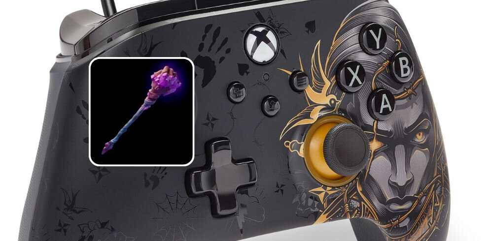 Kontroler POWERA XS Advantage Fortnite Midas prezentacja kontrolera na białym tle grafika z zawartością dodatkową w zestawie kod na rzadki przedmiot Storm King Fist wartość 800 V-dolców