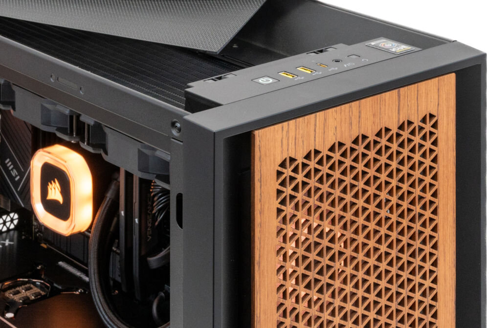 Komputer XQUANTUM Creator GeForce RTX Studio RS-I7-4080SWP i7-14700KF 32GB RAM 3TB SSD GeForce RTX4080 Super Windows 11 Home obudowa