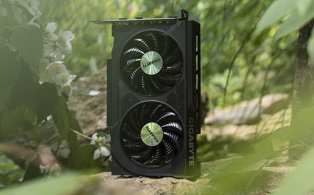 Komputer XQUANTUM Creator GeForce RTX Studio RS-I5-4060TIWH i5-14400F 32GB RAM 1TB SSD GeForce RTX4060Ti Windows 11 Pro karta graficzna