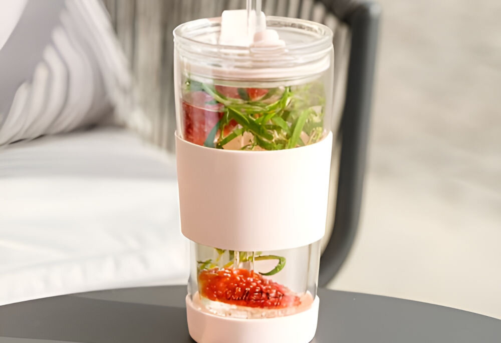 Kubek termiczny VIALLI DESIGN Fuori Różowy własciwości termiczne specjalna kontsrukcja optymalne warunki chroni dłonie bezpieczny komfortowy