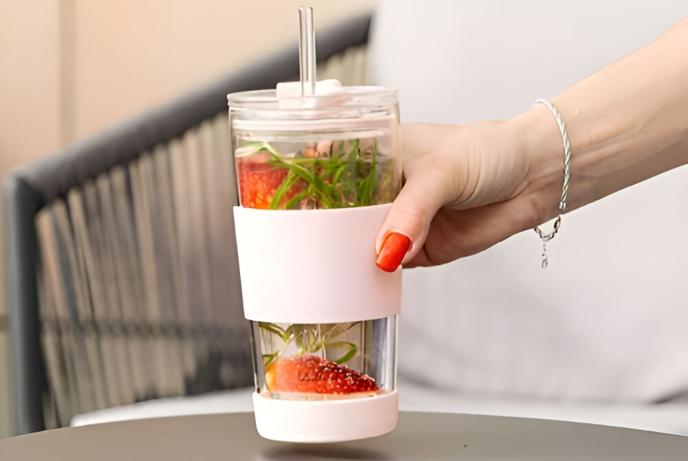 Kubek termiczny VIALLI DESIGN Fuori Różowy mobilny do uchwytów samochodowych dla podróżujących 