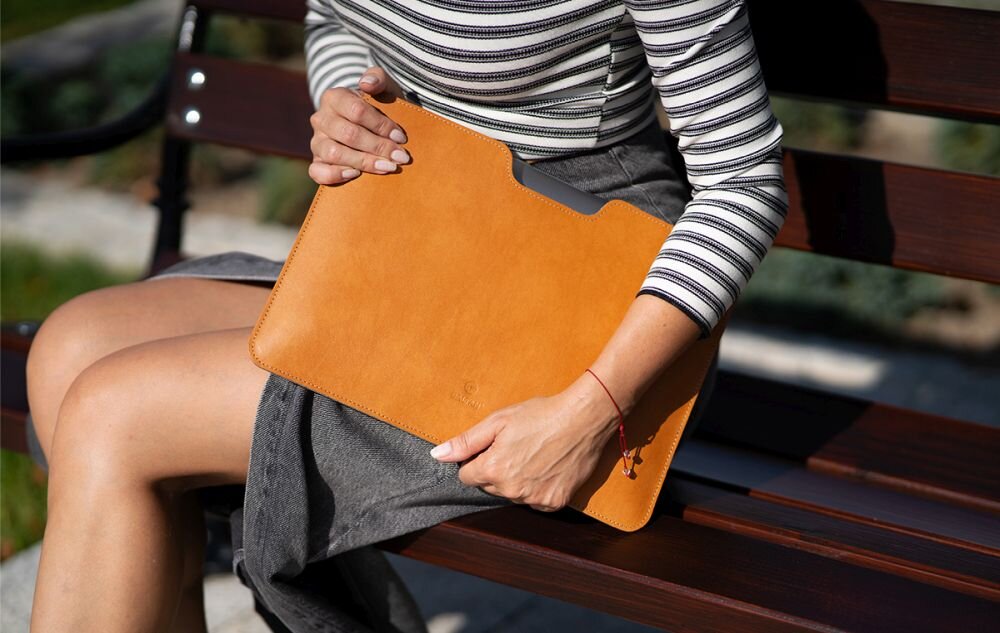 Etui skórzane Baltan Razor dla MacBook Air M1 eleganckie design