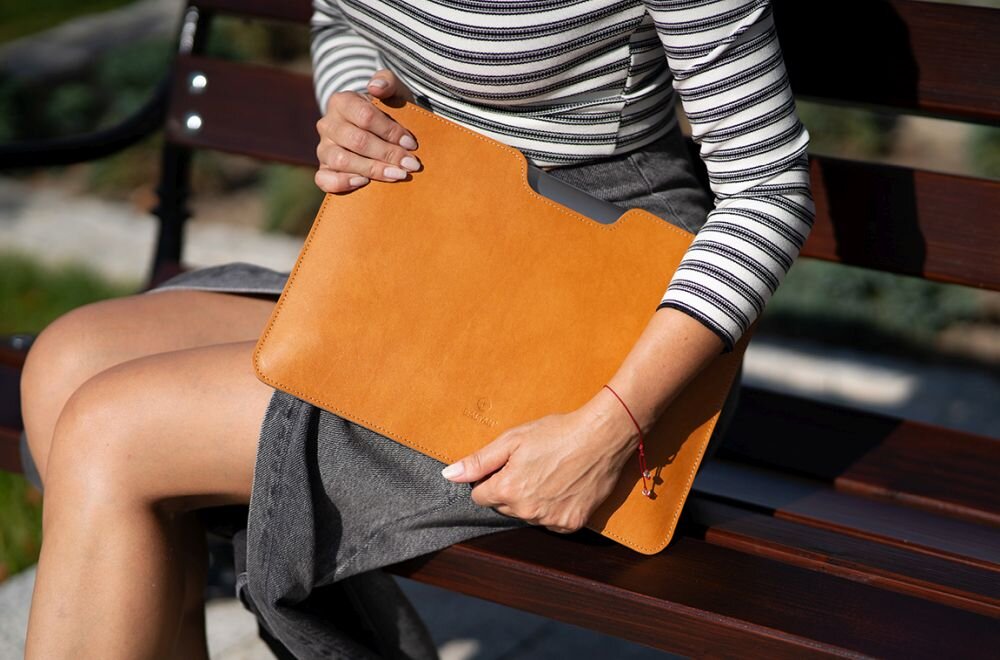 Etui skórzane Baltan Razor dla MacBook Air M1 eleganckie design