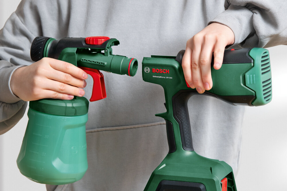 Pistolet natryskowy BOSCH UniversalSpray 18V-300 0.603.208.100 pojemnik na farbe pojemnosc 1200 ml system SDS szczotek do czyszczenia