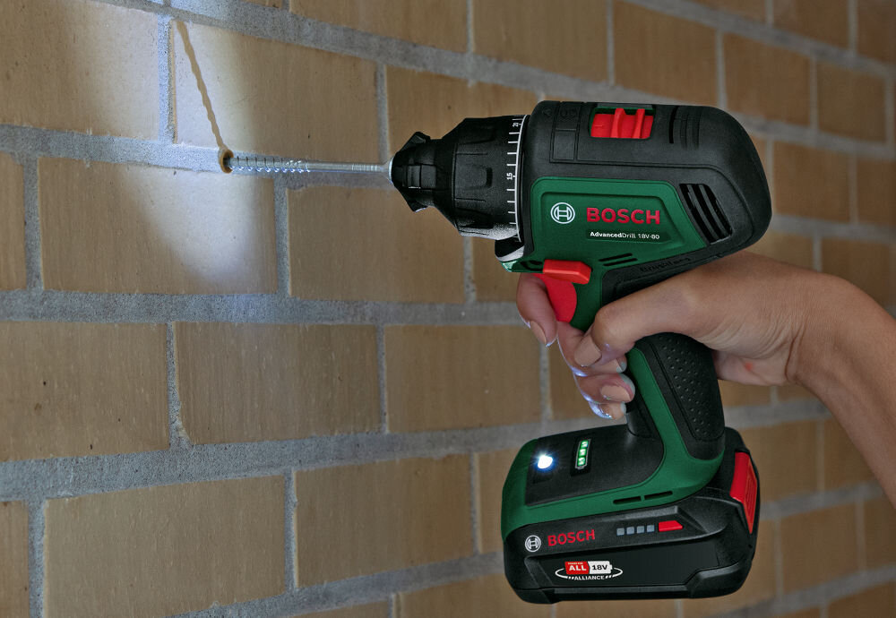Wiertarko-wkrętarka BOSCH AdvancedDrill 18V-80 Quicksnap 06039E2000 jasna dioda LED