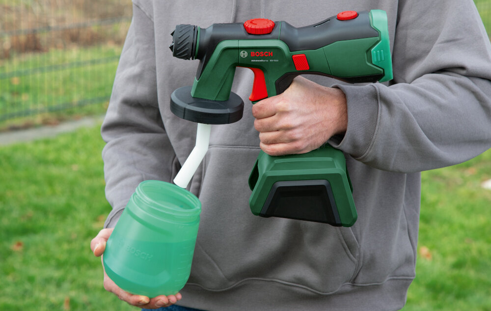 Pistolet natryskowy BOSCH AdvancedSpray 18V-500 0.603.208.200 pojemnik na farbe pojemnosc 1200 ml system SDS szczotek do czyszczenia