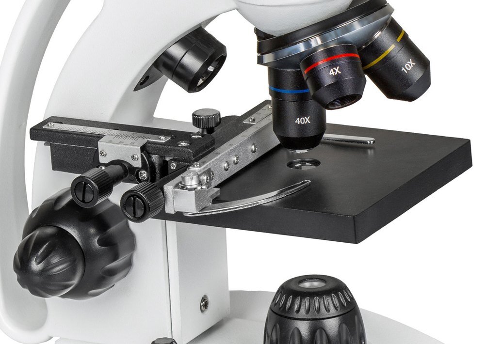 Mikroskop DELTA OPTICAL BioLight 300 Stolik