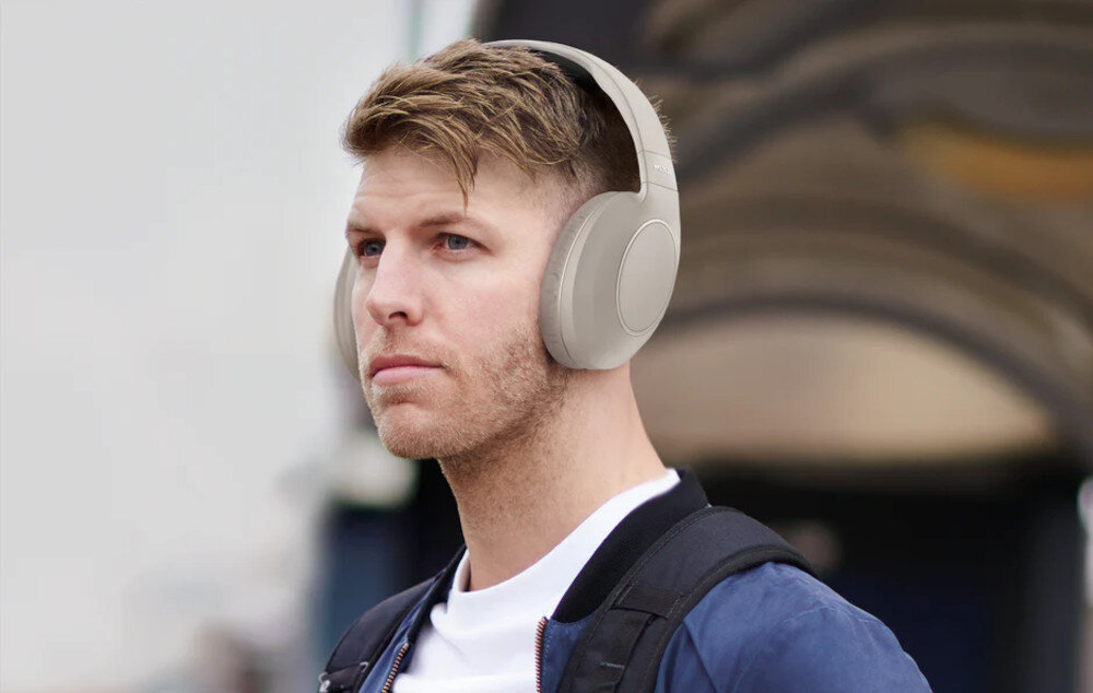 Słuchawki nauszne MIXX StreamQ C3 design komfort lekkość dźwięk jakość wrażenia słuchowe ergonomia lekkość sport aktywność podróże czas pracy działanie akumulator