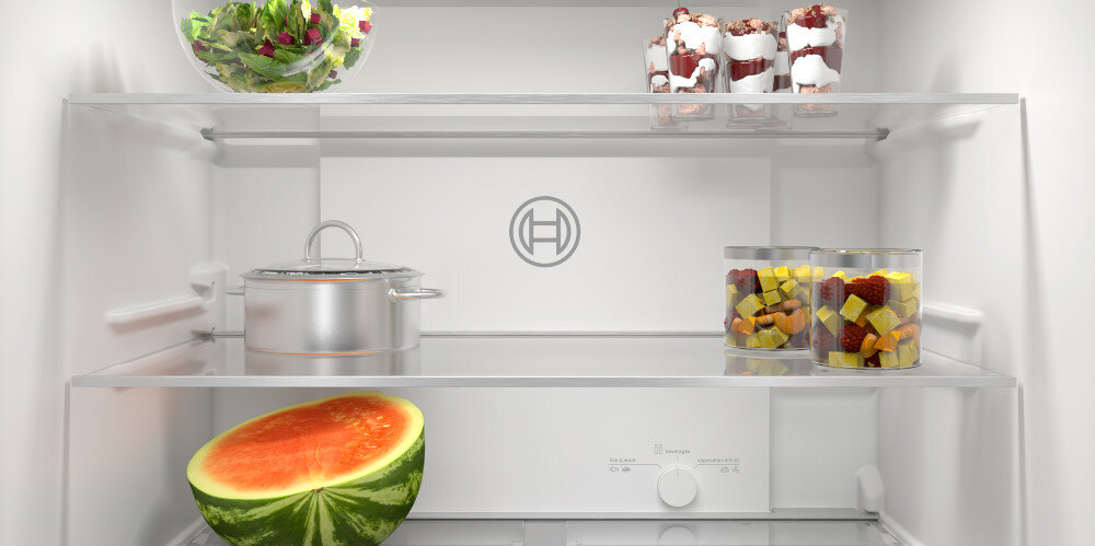 LODÓWKA BOSCH KMC85LEEA półki szklane wytrzymałe mocne szkło hartowane