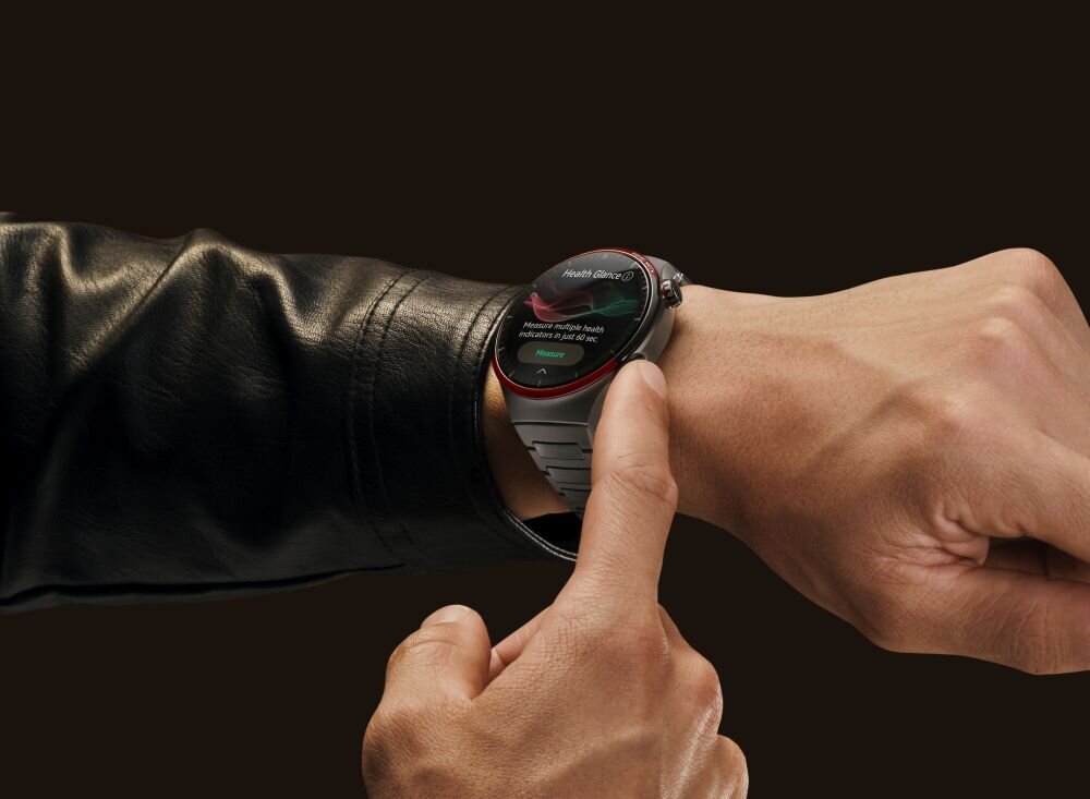 Smartwatch HUAWEI Watch 4 Pro rysy