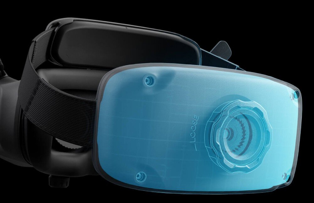 Gogle DJI Goggles 3 Zbliżenie na tył gogli z pokrętłem i napisem 'LOOSE' na przezroczystej niebieskiej obudowie