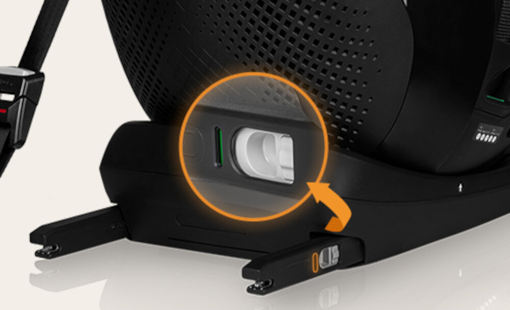 Fotelik samochodowy LIONELO Lavender i-Size (X-X kg) Czarny Intuicyjny i skuteczny montaż pas TopTether system ISOFIX przodem do kierunku jazdy wskaźnik kolor system Double Lock ISOFIX zabezpieczenie