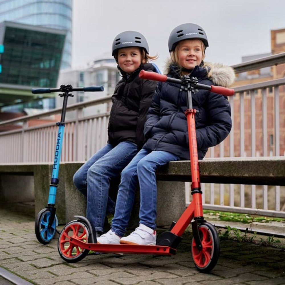 Hulajnoga HUDORA BigWheel Up 200 skladna stopka wytrzymala nozka w centralnym punkcie ciezkosci