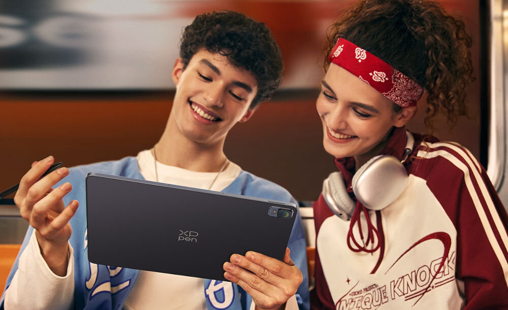 Tablet graficzny XP-PEN Magic Drawing Pad 9494G 256 GB wbudowanej pamięci możliwość rozszerzenia do 512 GB czterwy wbudowane głośniki tylny aparat 13 MP przedni 8 MP podwójne okna pracy