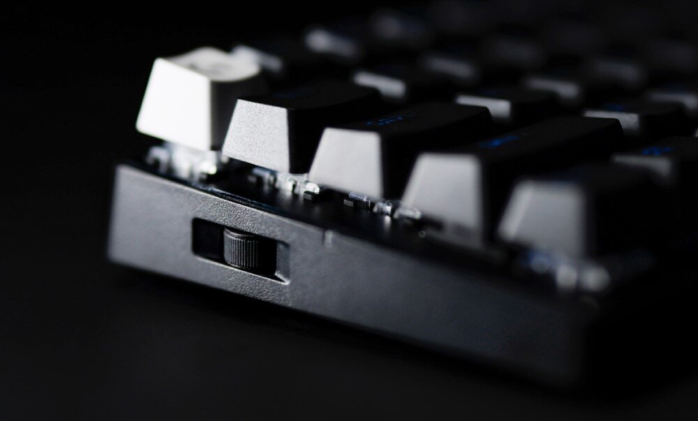 Klawiatura LOGITECH G PRO X 60 Lightspeed Czarny pokrętło klawisze funkcje