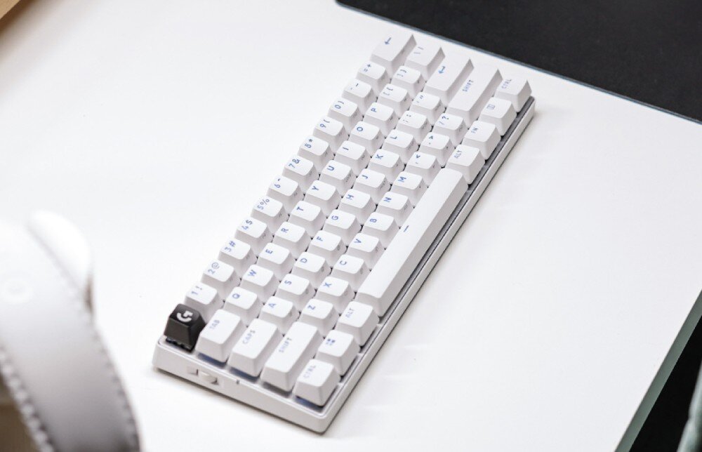 Klawiatura LOGITECH G PRO X 60 Lightspeed Biały adapter technologia opóźnienia